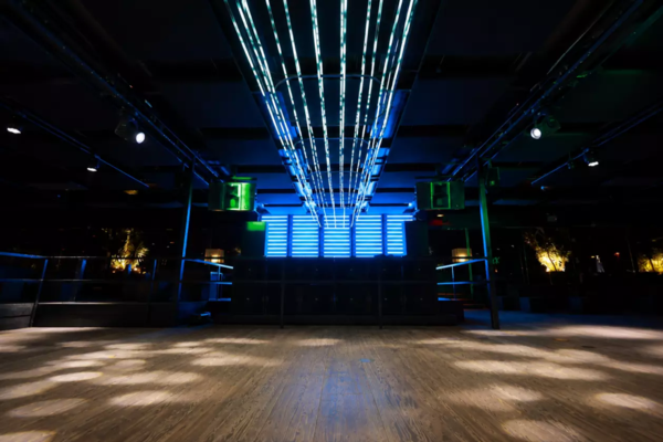 Firma KV2 Audio realizuje gruntowną modernizację klubu K Urban Beach Club w Lizbonie - Zdjęcie 1