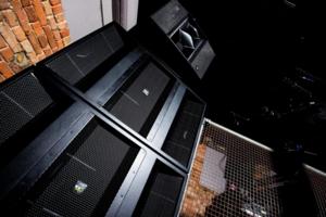 Londyński Egg LDN wyposażony w sprzęt KV2 Audio - Zdjęcie 1