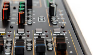 Miniatura zdjęcia 10 z 14, produktu RCF F 16XR