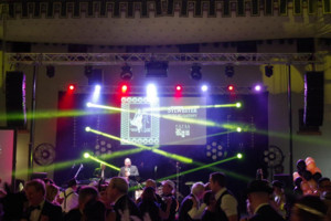 Firma EVENTteam z systemem RCF HDL6-A